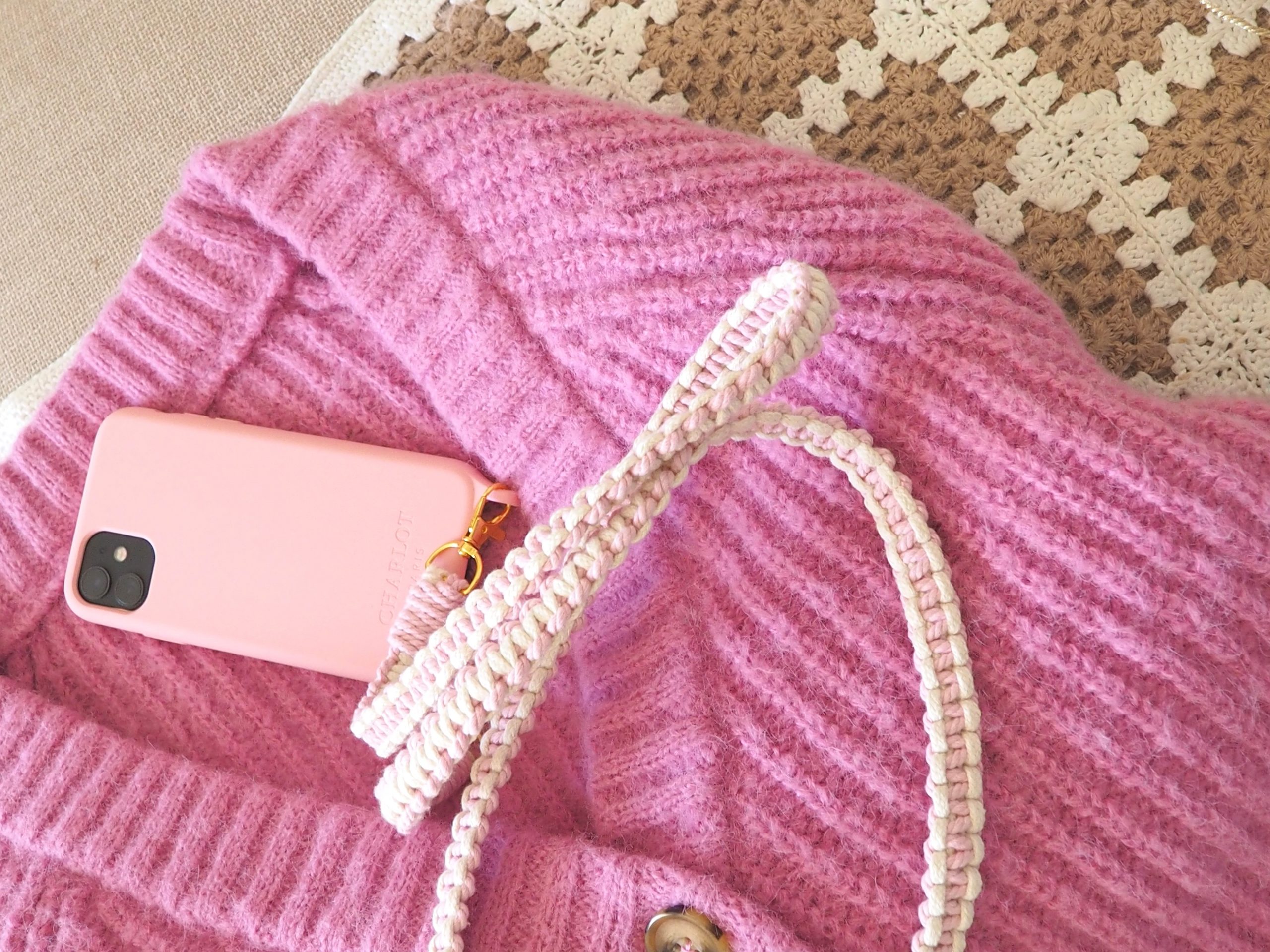 QLTYTUI Boho Macramé Chaîne De Téléphone Portable - Cordon Réglable En Coton Pour Femmes